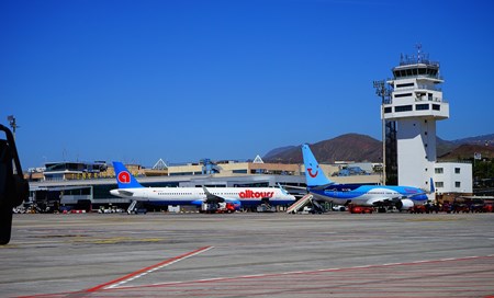 South Tenerife Airport - All Information on Tenerife South Airport (TFS)
